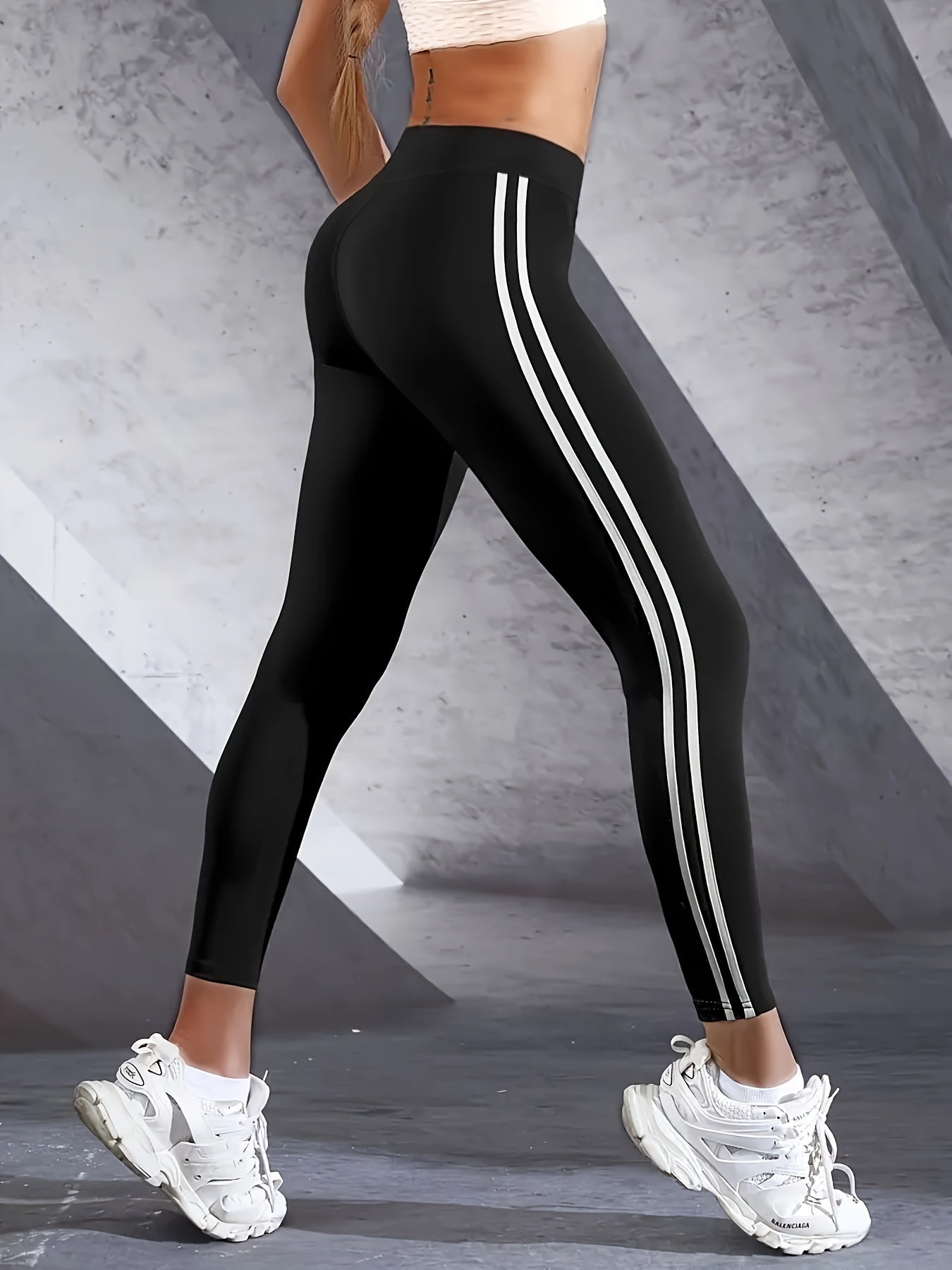 Women's High-waist Slimming Leggings, Side Stripe Pattern, Breathable Yoga Pants, Sportswear, Athletic Apparel.