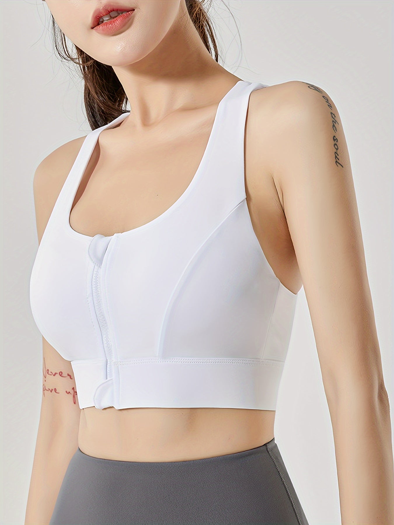 Zipper Front Shockproof Sports Bra, High Strength Integrated Fixed Cup Hollow Yoga Bra, Women's Activewear.