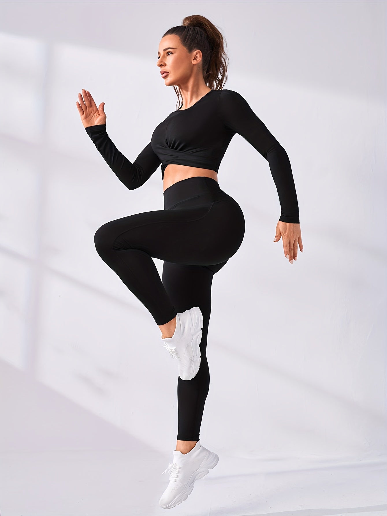 2 Pieces Long Sleeve Yoga Pilates Sports Suits Quick Dry Stretchy Slim Fit Tracksuit Running Workout Breathable Training Wear.