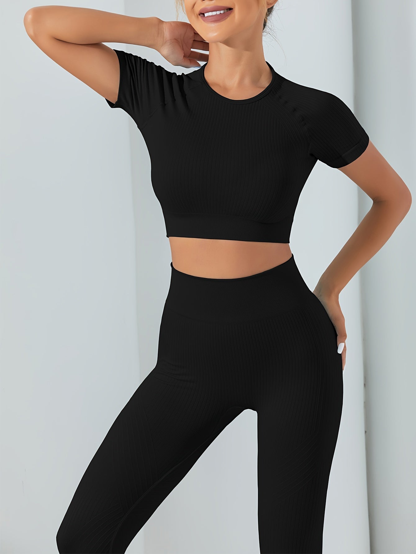 2pcs Solid Color Workout Sets, Round Neck Short Sleeve Sports Crop Top & Hip Lift Running Leggings, Women's Activewear.