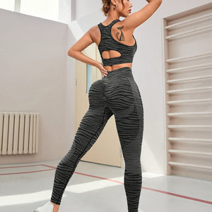 Women's Athletic Yoga Set, 2-Piece Sports Outfit, Seamless Striped Activewear, High Waist Leggings And Crop Top, Gym Workout Clothes, Comfort Stretch Fitness Apparel.